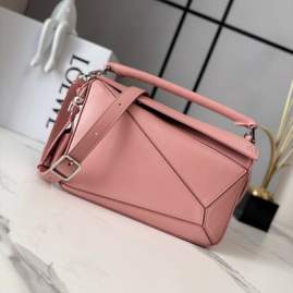 Picture of Loewe Handbags _SKUfw239906798fw